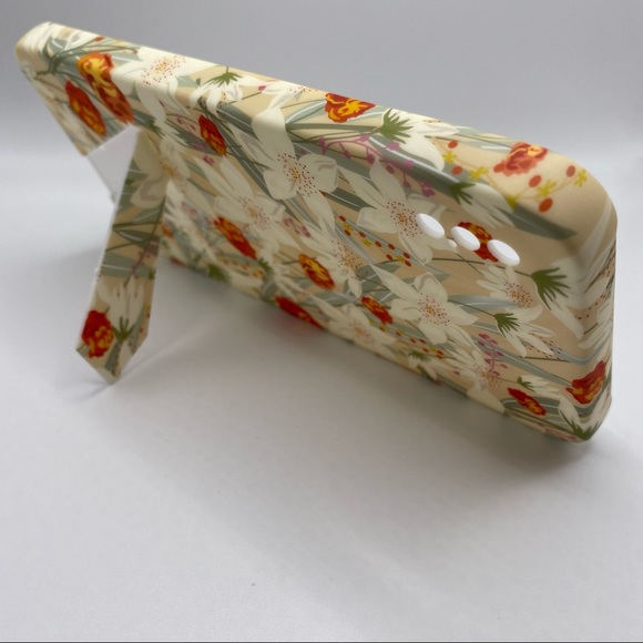 Iphone 11 12 XR 7 8 SE 2020 XS Flowers Kickback Stand Case - Picture 7 of 8